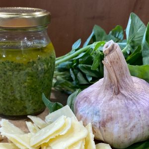 Basilicum Pesto, Boer